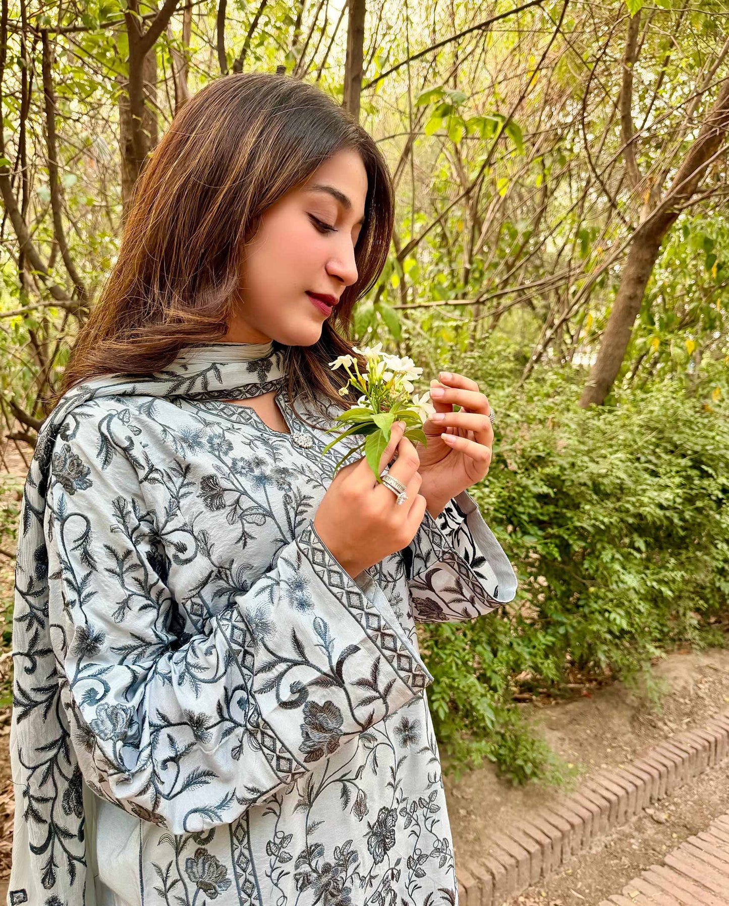 Mina Muse Nayab