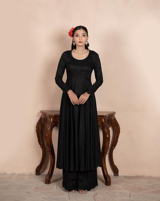 Mina Muse Noir Éclat